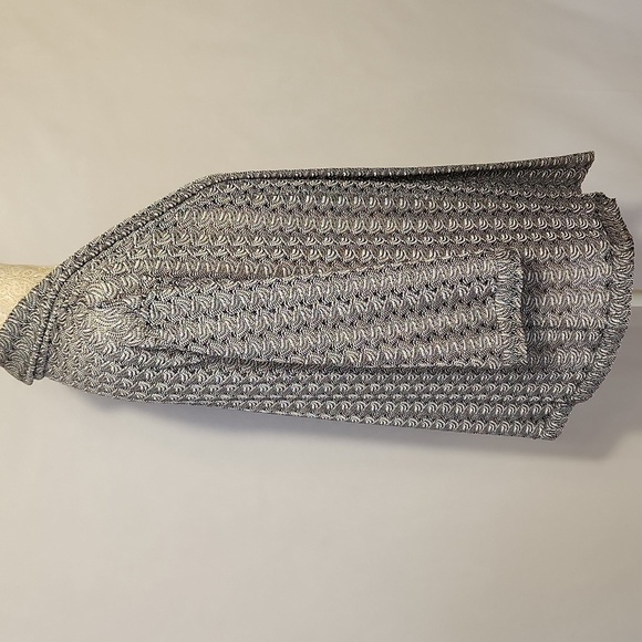 Chico's Travelers Open Front Open Weave 3/4 Sleeve Silvery Luster Mimi Jacket - Picture 4 of 11